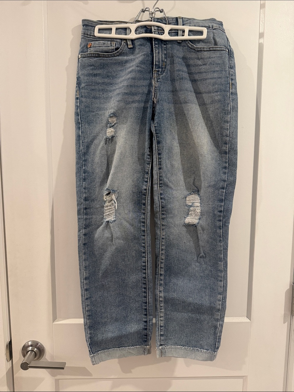 Denizen by LevisClassic Mid Rise Boyfriend Light Wash Distressed Women’s Jeans